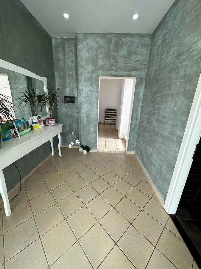 Saranda Blueriver Apartment 阿尔巴尼亚